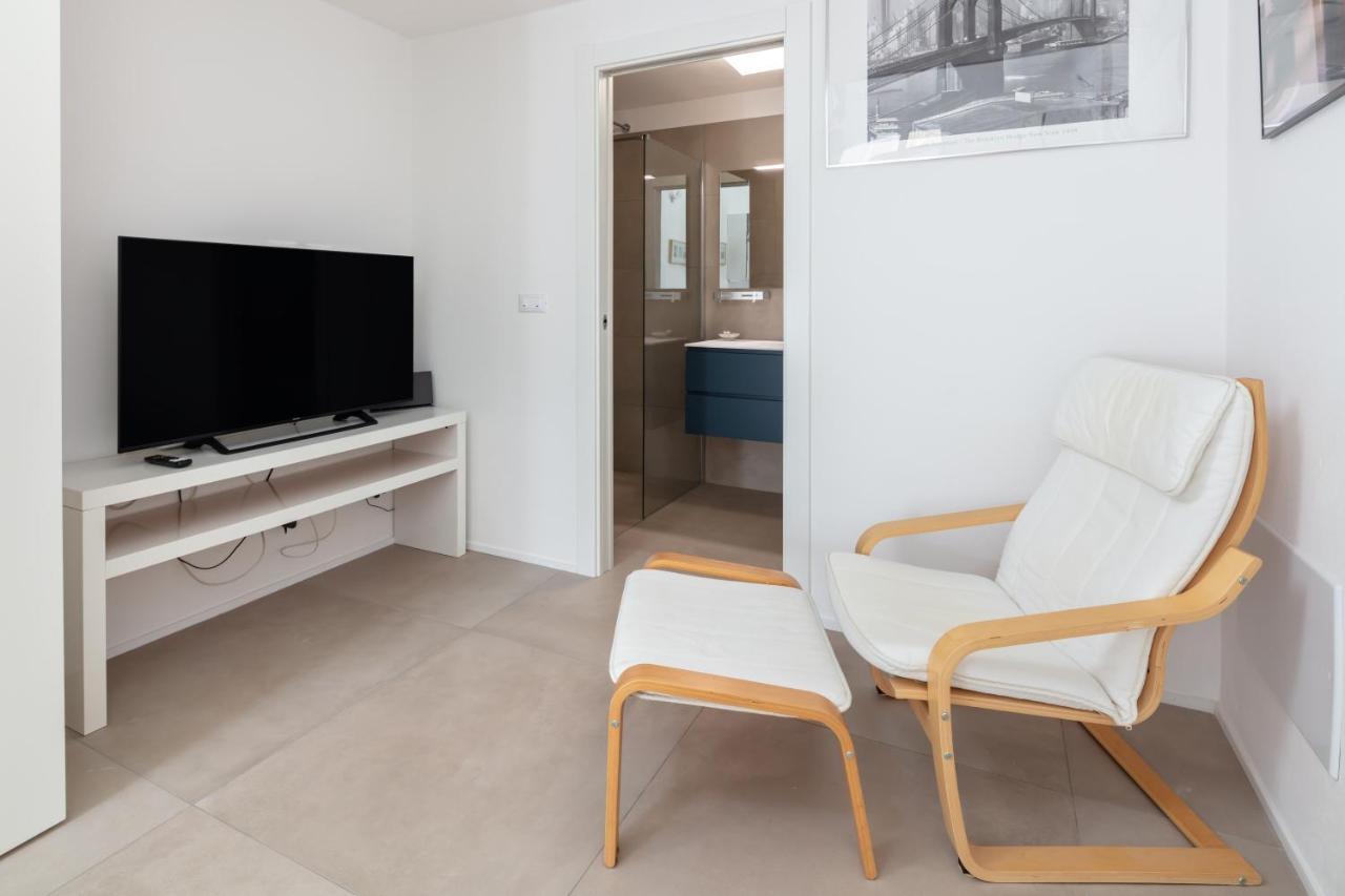 Ecoloft Apartment - Best Choice - By Host4U Болонья Екстер'єр фото