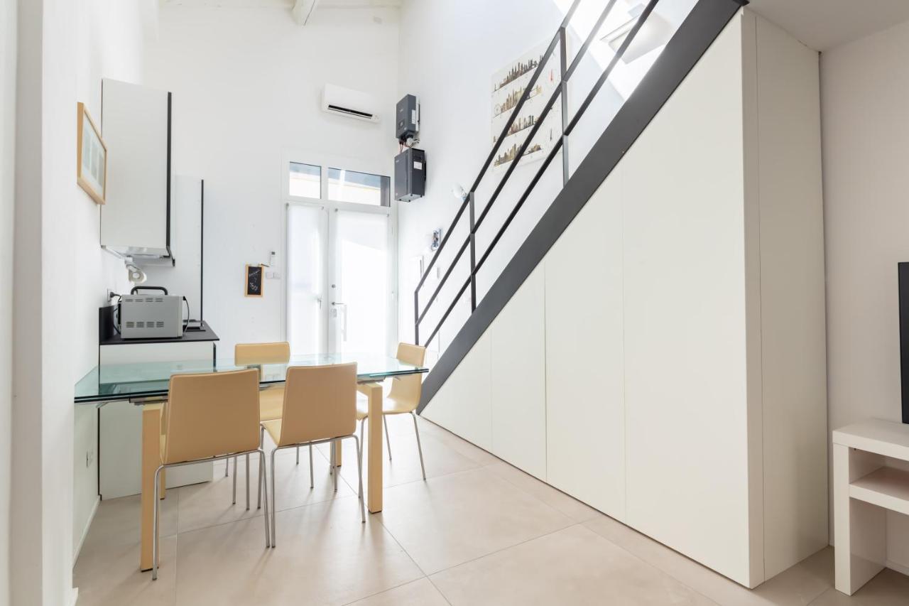 Ecoloft Apartment - Best Choice - By Host4U Болонья Екстер'єр фото